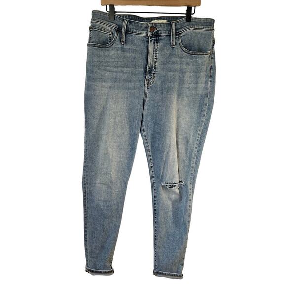 Madewell Curvy Roadtripper Skinny‎ High Rise Stretch Jeans 32 Distressed Knee - Picture 1 of 9